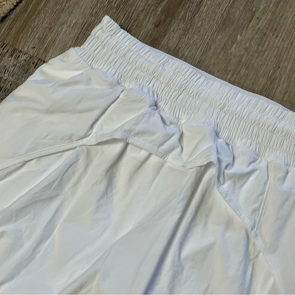 SOLD Lululemon Hotty Hot High-Rise Skirt in White Pickleball Tennis Golf Skort - Picture 14 of 16